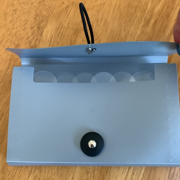 🛑🎁NWT Two Expandable File Folders 13 Pocket Coupon Notecards Organize BTS - Picture 8 of 11